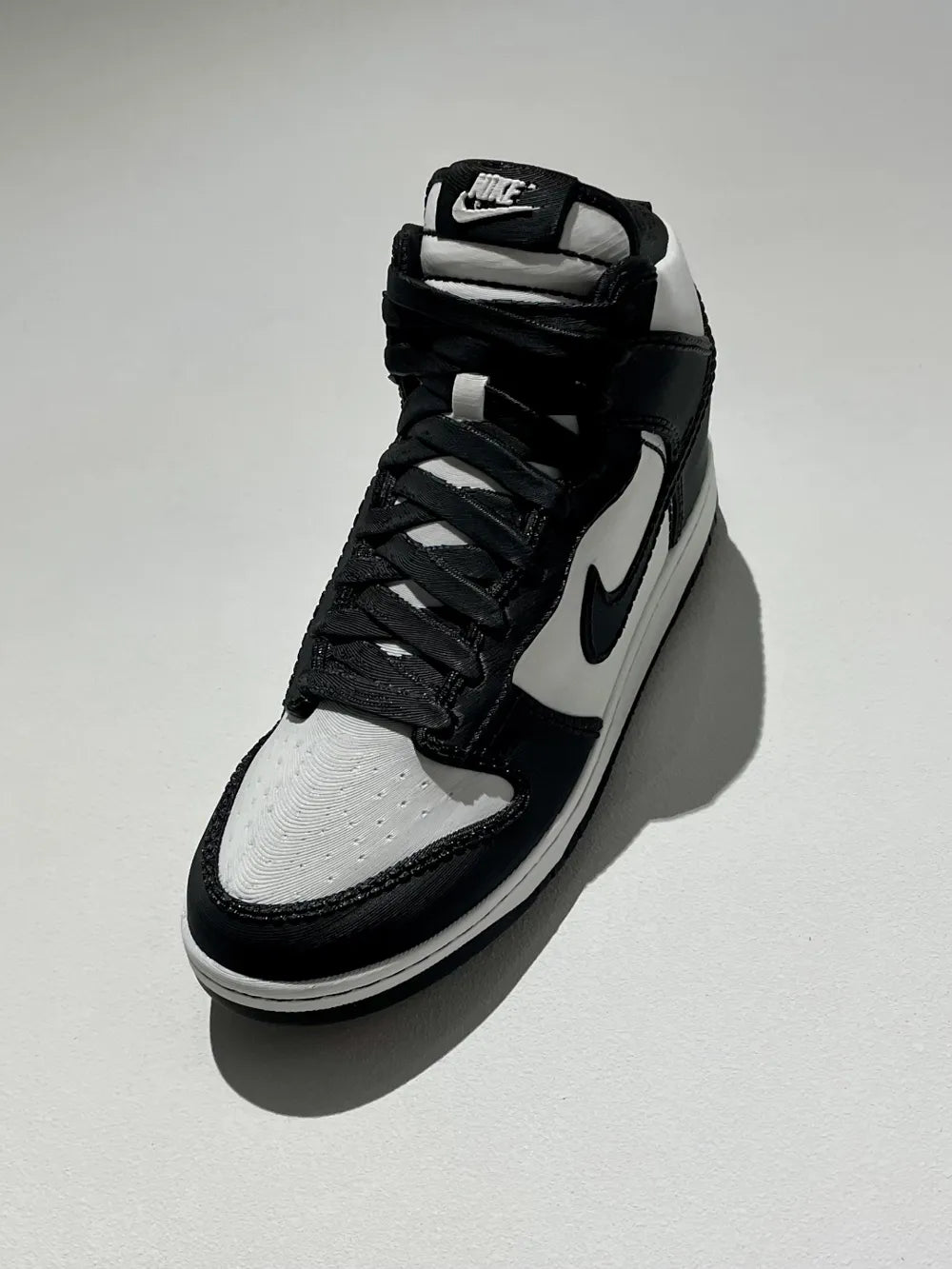 NIKE DUNK HIGH