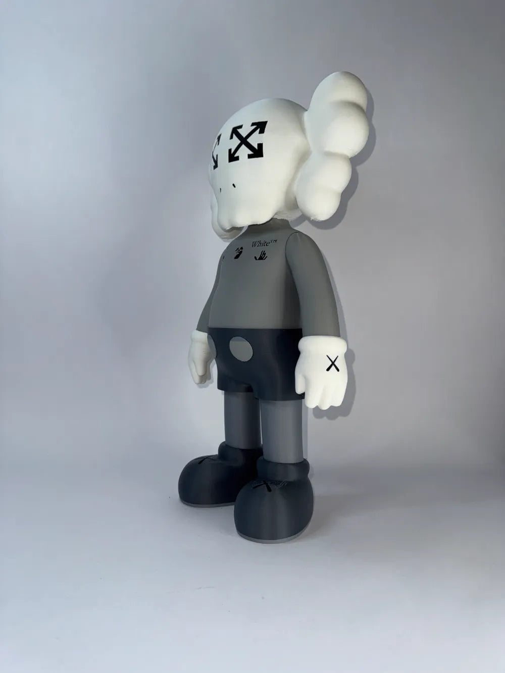 Kaws x Off-white