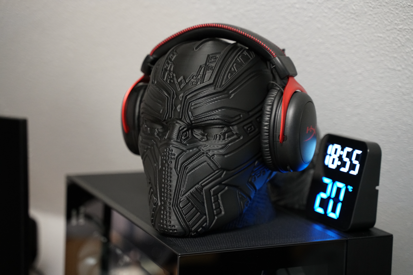 Black Panther Headset stand